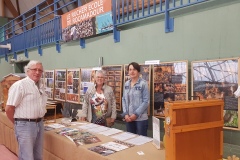 Stand et bénévoles